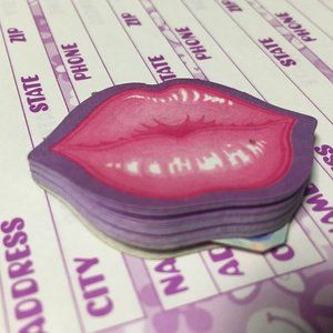 LISA FRANK VINTAGE 90's PINK LIPS MESSAGE NOTE PAD GREAT FOR VALENTINE'S DAY